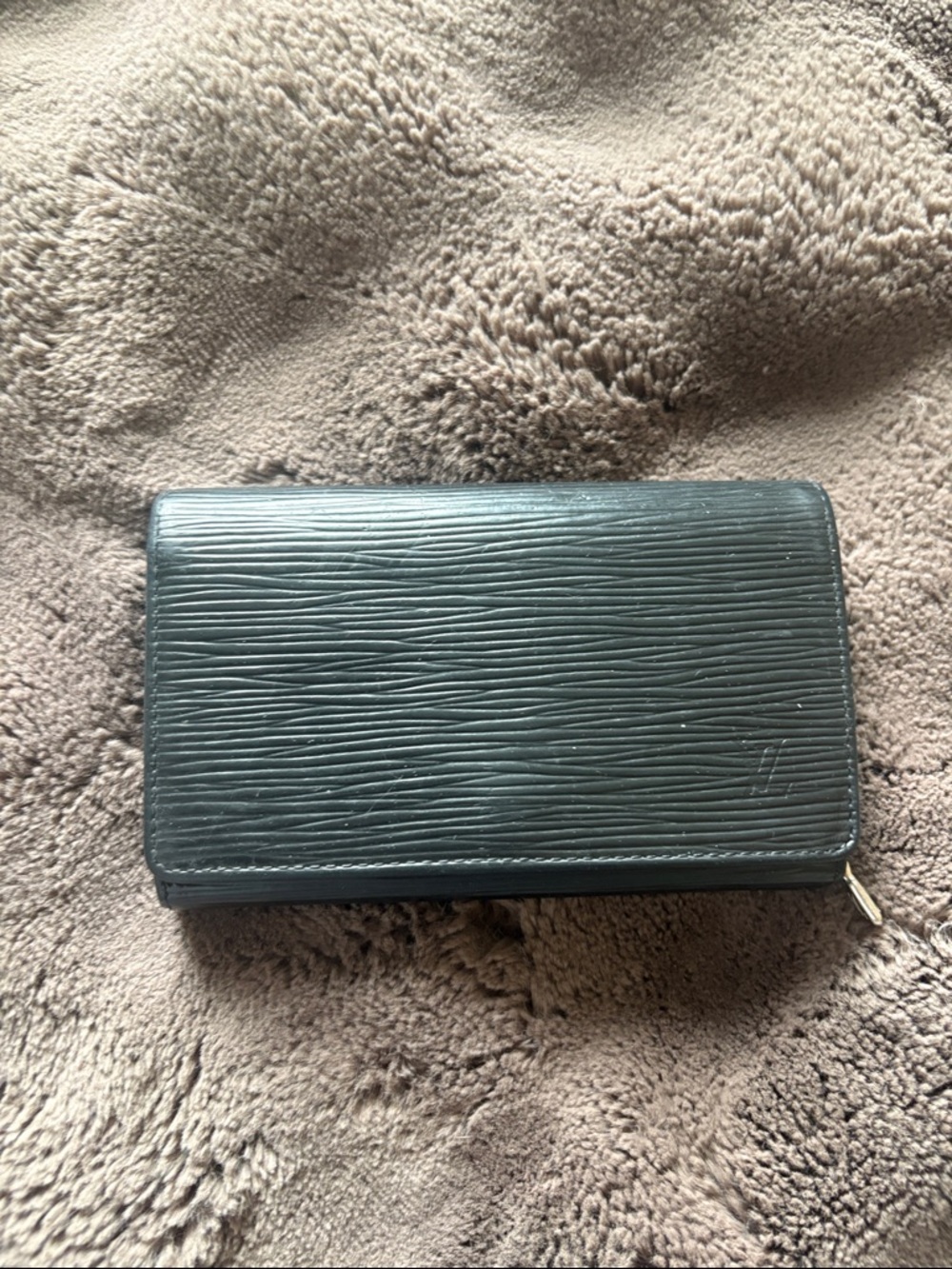 Louis Vuitton Black Epi Leather Zip Wallet